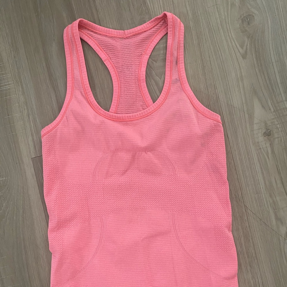 lululemon tank top